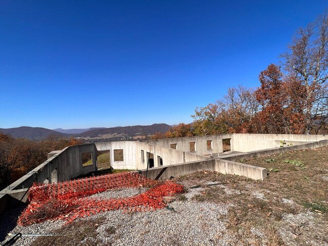 565 Misty Mountain Ln, Roanoke, VA 24012