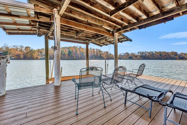 view of dock featuring a water view