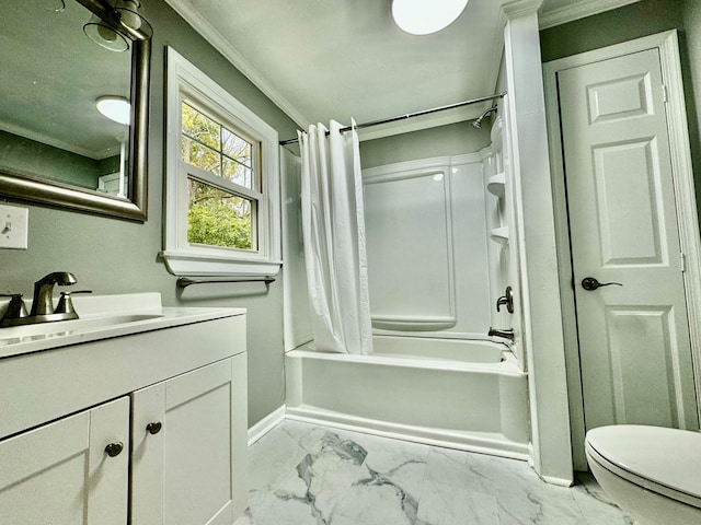 full bathroom featuring crown molding, shower / tub combo, vanity, and toilet