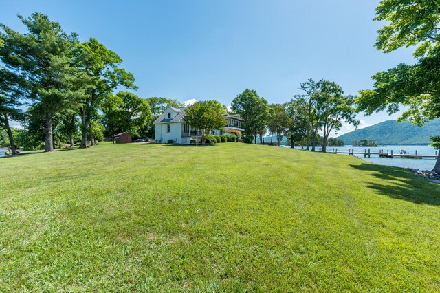 view of yard with a water view