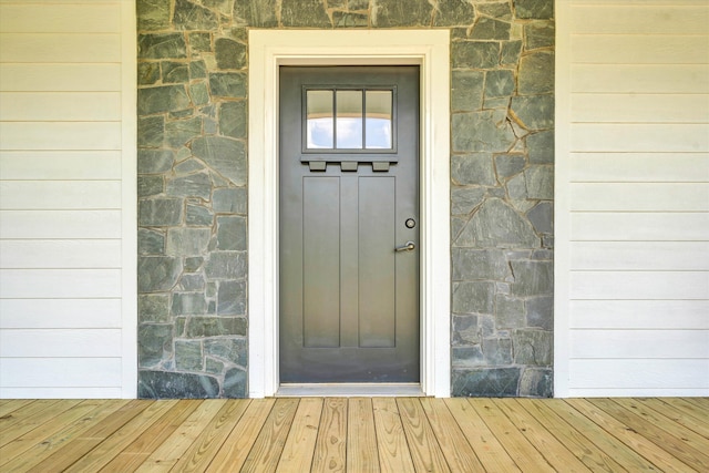 view of property entrance