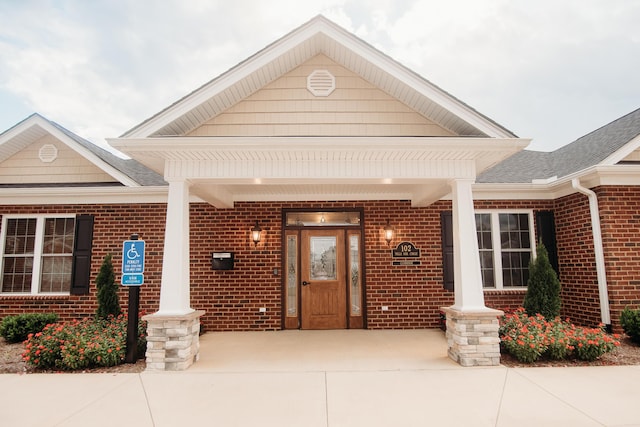 view of front of home featuring a porch