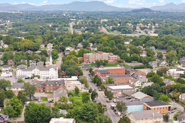 bird's eye view featuring a mountain view