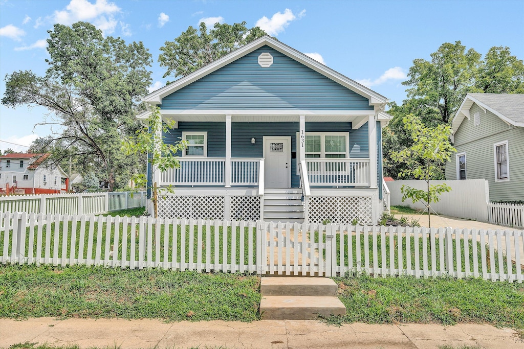 bungalow with a porch