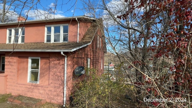 view of property exterior