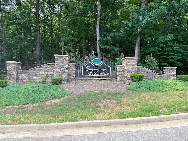 Listing photo 3 for LOT11 Summit Dr, Rocky Mount VA 24151