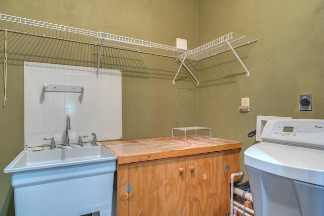 1782 Wolf Creek Rd, Narrows, VA 24124 - washroom with washer hookup and electric dryer hookup