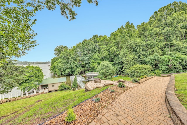 900 Lakemount Dr, Moneta, VA 24121 - view of green lawn