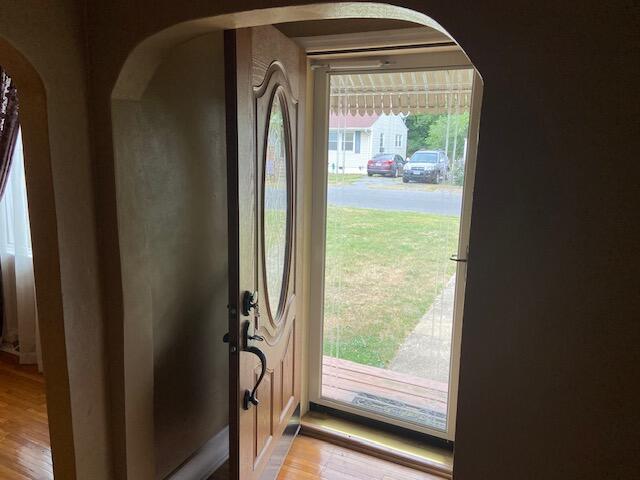 foyer entrance featuring light hardwood / wood-style flooring