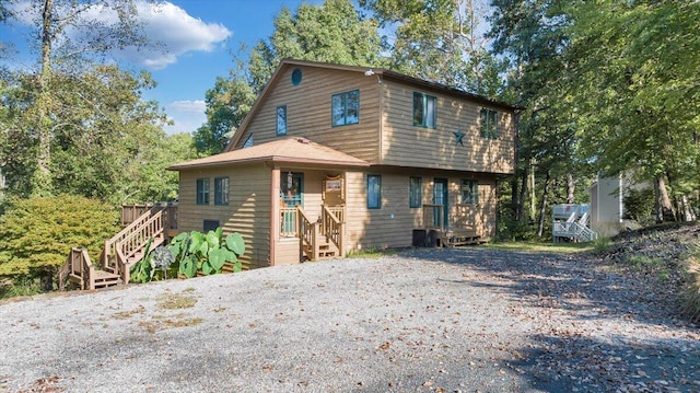 view of front of property