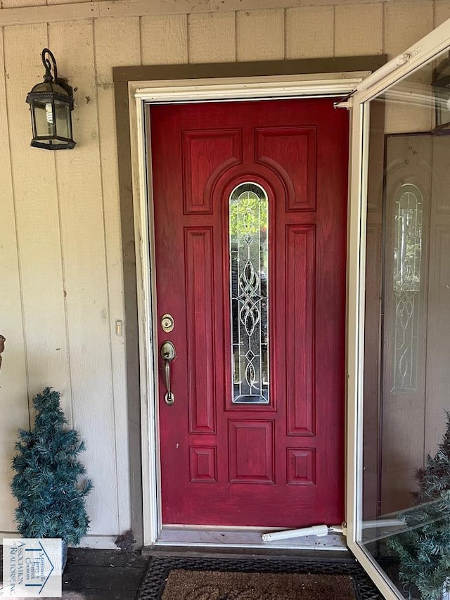 view of property entrance