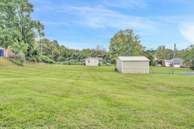 view of yard with a shed