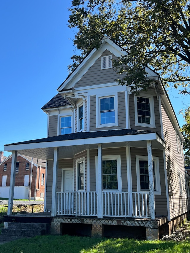 view of front facade featuring covered porch