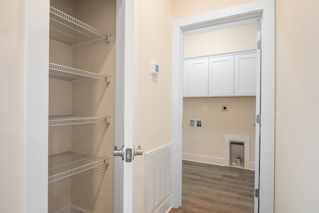 6913 Doral Dr, Radford, VA 24141 - interior space featuring visible vents