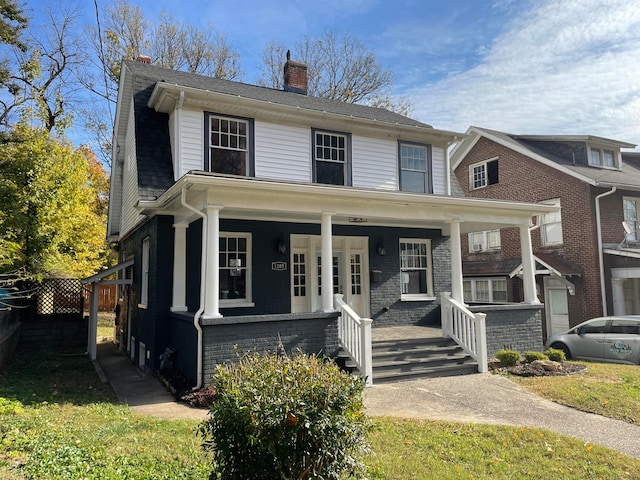 view of front of house featuring a porch