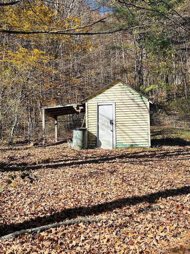 view of outdoor structure