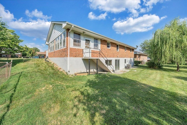 2422 Kingston Rd NW, Roanoke, VA 24017 - rear view of property with brick siding