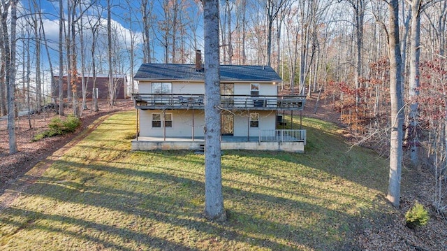 view of yard featuring a wooden deck