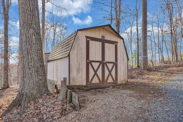 view of outbuilding