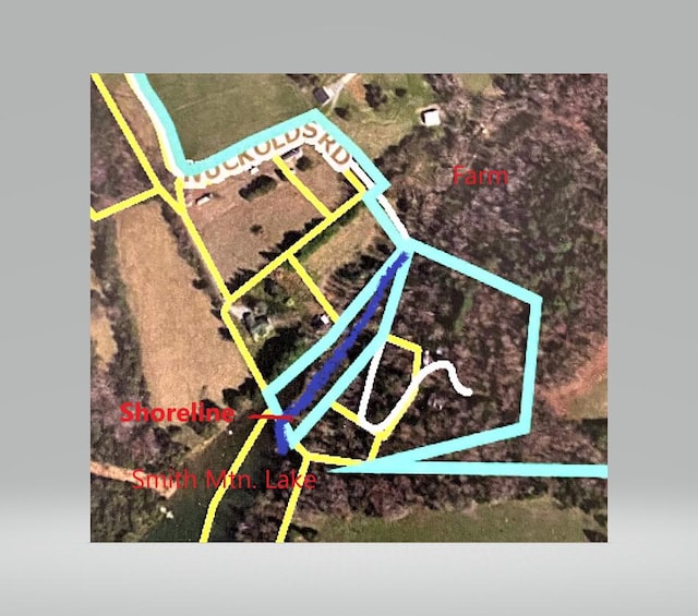 1310 Nuckolds Rd, Huddleston, VA 24104