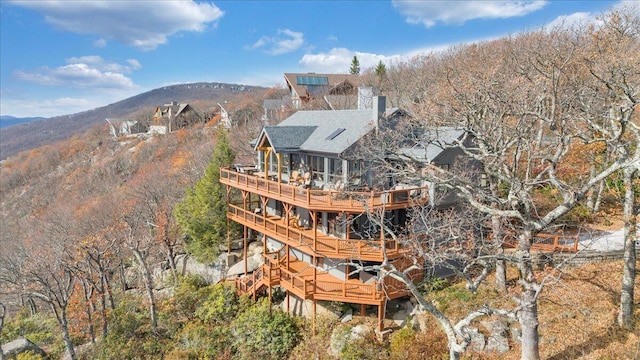 bird's eye view featuring a mountain view