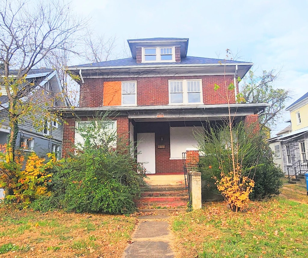 view of front of property with a porch