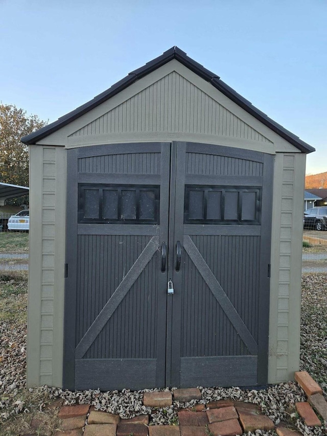 view of outbuilding