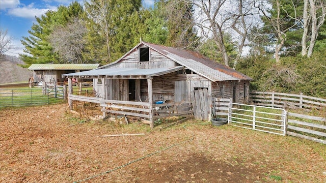 view of outdoor structure