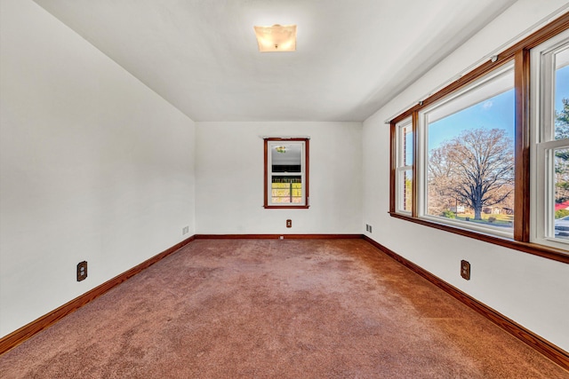 view of carpeted spare room