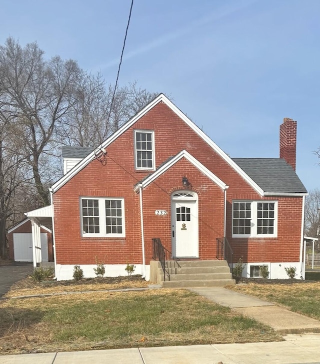 view of front of home with a front yard