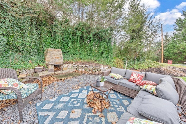 view of patio / terrace featuring an outdoor hangout area