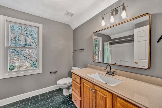 bathroom featuring a shower with curtain, vanity, toilet, and a wealth of natural light