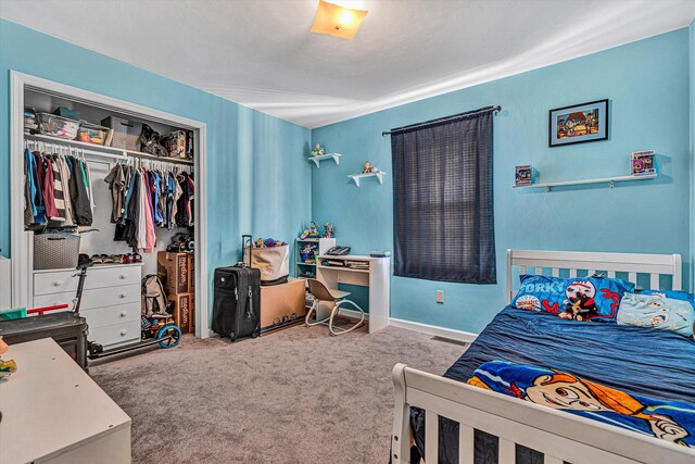 view of carpeted bedroom