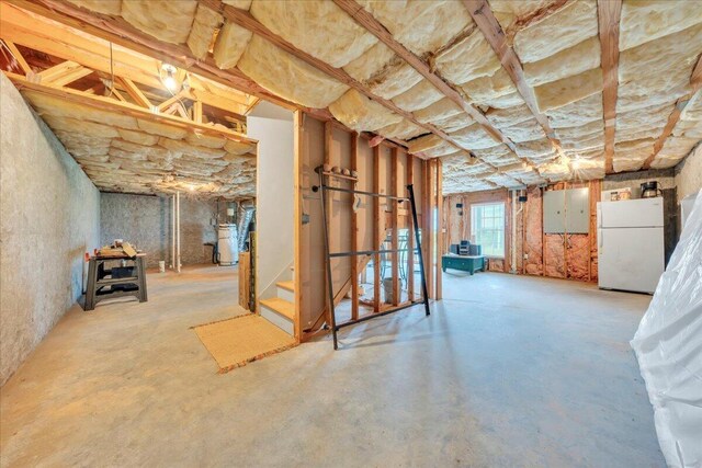 bedroom with ceiling fan, a closet, and carpet