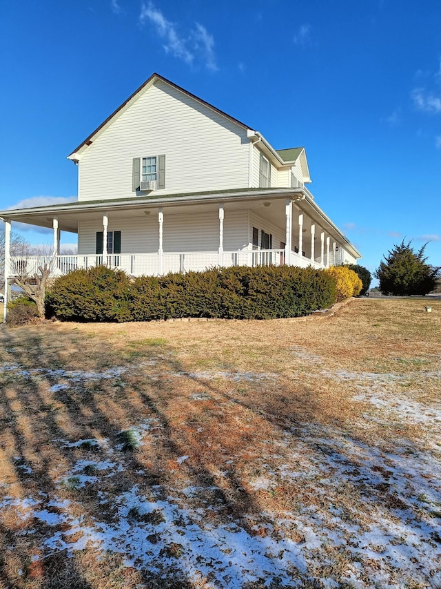 view of side of property