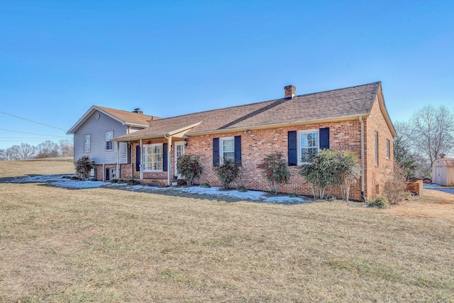 ranch-style house with a front yard