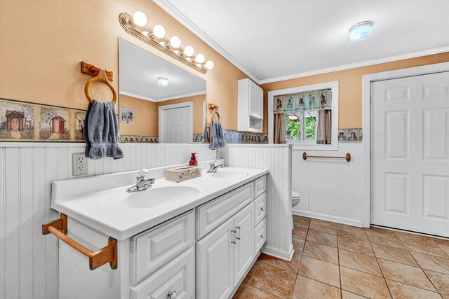 bathroom with vanity and a shower with shower door