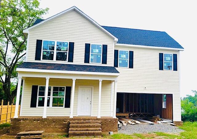 view of front of property with covered porch