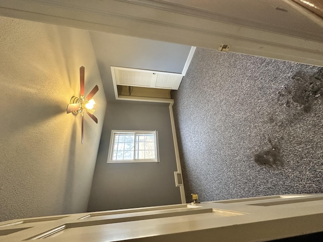 empty room with ceiling fan