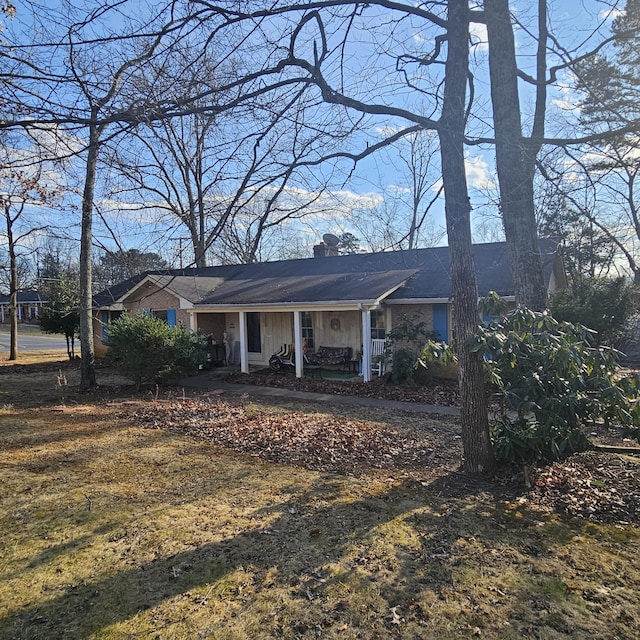 view of front of home with covered porch