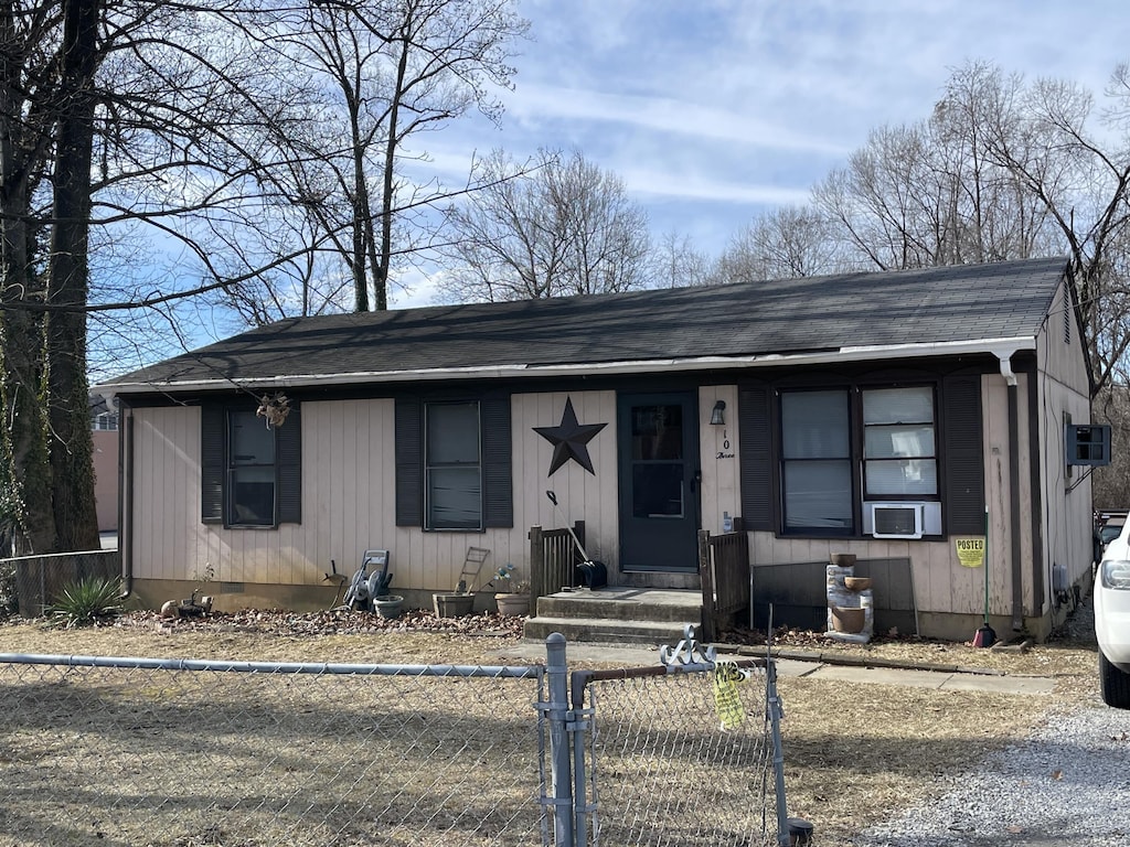 view of front of house