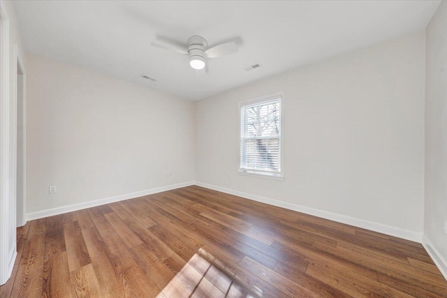 unfurnished room featuring wood-type flooring and ceiling fan