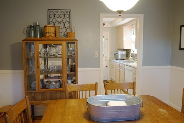 dining area featuring sink