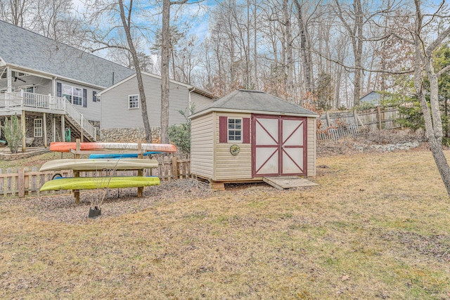 view of outdoor structure with a yard