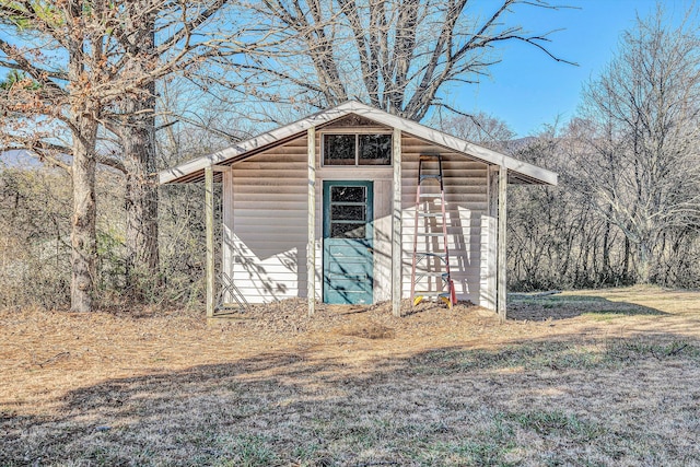 view of outdoor structure