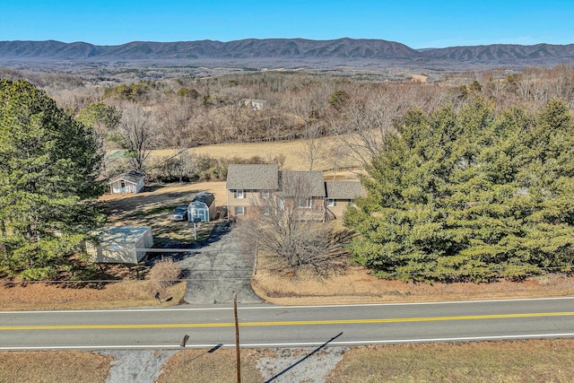 drone / aerial view with a mountain view