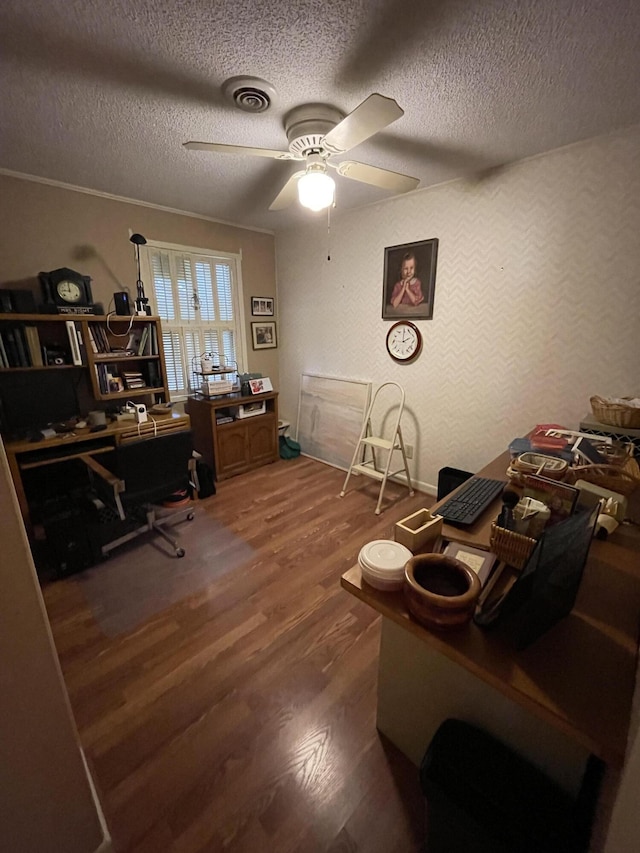 office with wood-type flooring, a textured ceiling, and ceiling fan