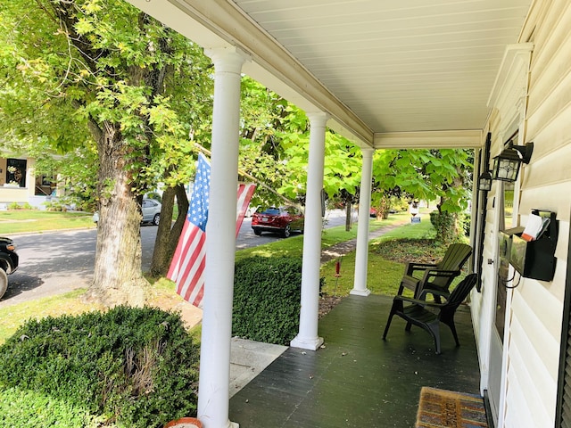 view of patio / terrace with a porch