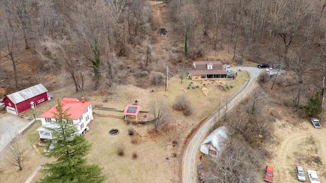 birds eye view of property featuring a rural view