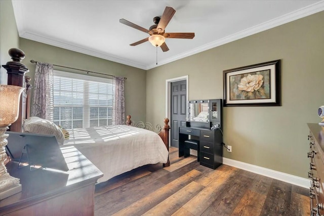 bedroom featuring crown molding, dark hardwood / wood-style floors, and ceiling fan